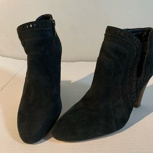 Vince Camuto leather suede booties Reeista